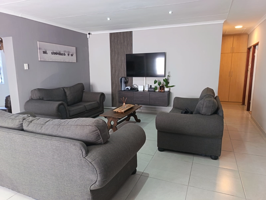 2 Bedroom Property for Sale in Strelitzia Park Eastern Cape